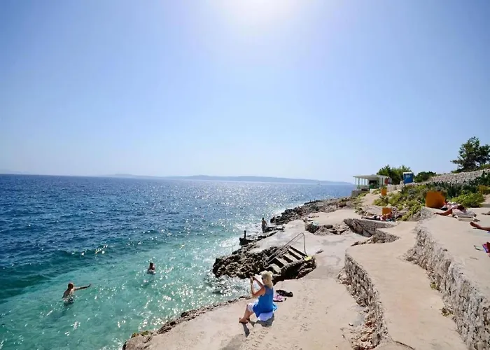 Nives - One Bedroom A2 Trogir