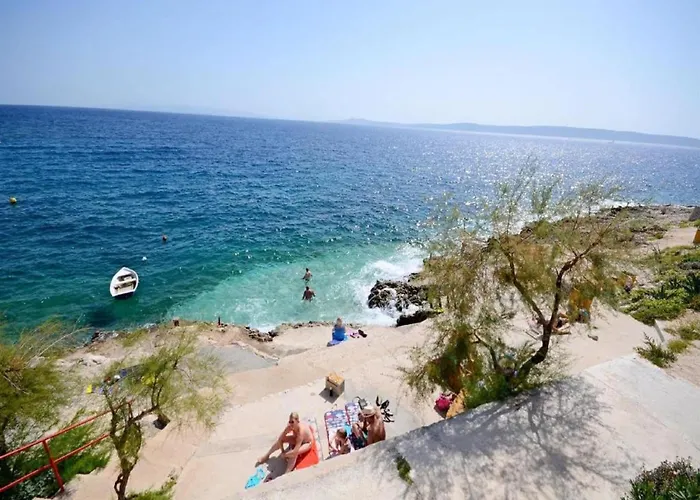 Nives - One Bedroom A2 Trogir